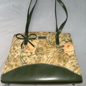 Green floral shoulder Bag